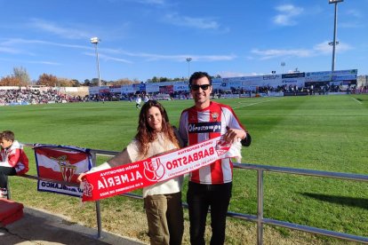 Juanma Caparrós, de Los Gallardos; trabaja en Huesca y se ha desplazado para ver a su Almería. 