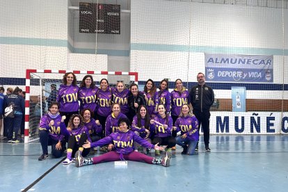 Celebrando la segunda victoria de la competición.