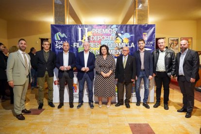 Diputados y alcalde en la Gala.