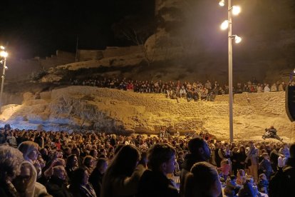 El Mesón Gitano, lleno en la Noche de las Candelas.