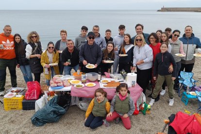 Moragueros de Murcia, La Mojonera y Roquetas de Mar vuelven a juntarse este año para la ocasión y mandaron un afectuoso recuerdo al periodista Juan Antonio Barrios.