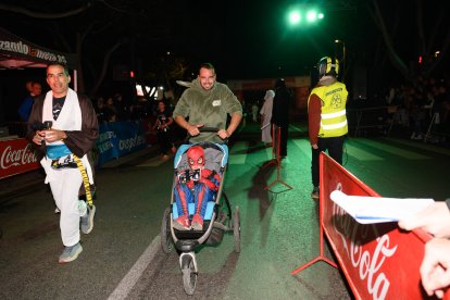 La XV San Silvestre, la carrera popular más divertida del año.