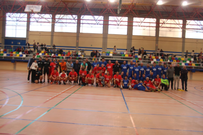 Una foto para enmarcar por toda su solidaridad.