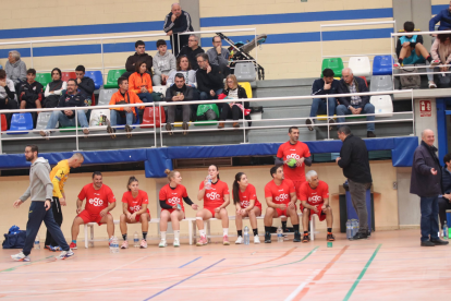 Ellas no podían faltar a la cita de los maestros.