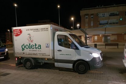 El madrugador camión de La Goleta.