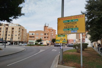 Señalización ubicada en la rotonda de la calle Instinción
