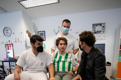 La visita ha durado algo más de una hora.