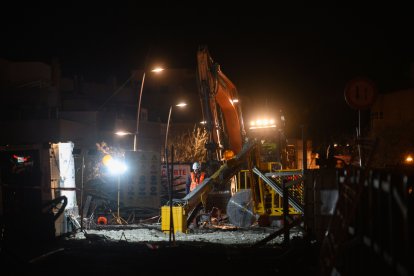 El puente de Los Molinos desaparece poco a poco.