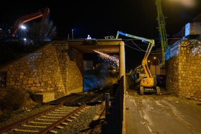 El desmantelamiento no afecta al tráfico ferroviario.
