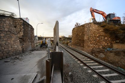 Esto es lo que queda del puente.