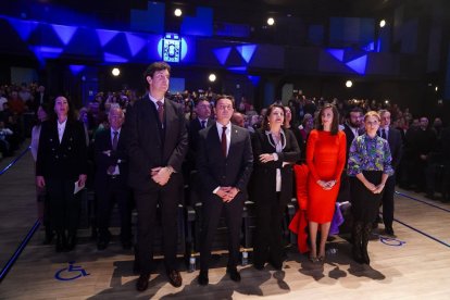 Autoridades políticas durante el acto en Adra con motivo del Día del Municipio.