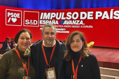 Lidia Compadre, Juan A. Lorenzo y Carmen Aguilar, del PSOE.
