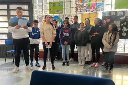 Lectura del manifiesto por los alumnos del IES Galileo.