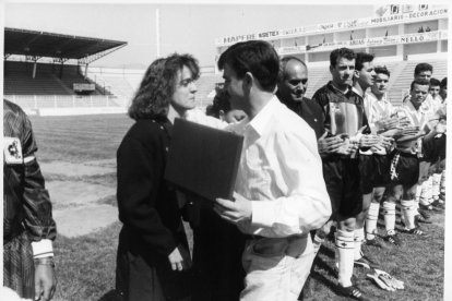 Moisés Ruiz con Encarni, Nani, la viuda de Paquito.