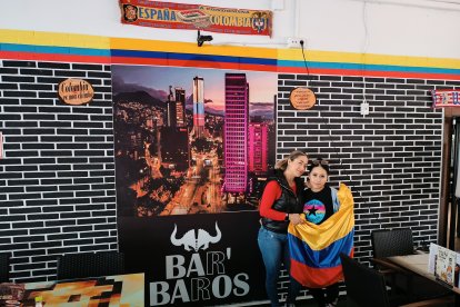 La familia Hoyos, propietarias del bar de gastronomía colombiana Bar\'Baros.