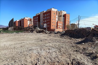 Edificio que hasta la demolición del puente no se veía.