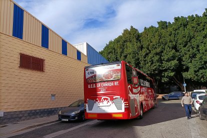 Estacionado en el Polígono San Carlos.