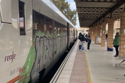 Tarde histórica para el tren en Almería.