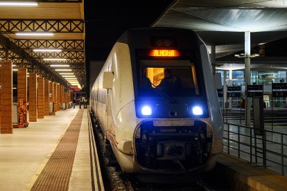Llegada del último tren.