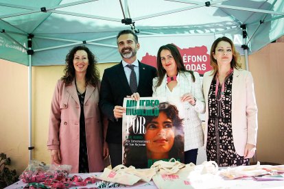 María del Mar Vázquez, Ramón Fernández-Pacheco, Aránzazu Martín y María Esparza.