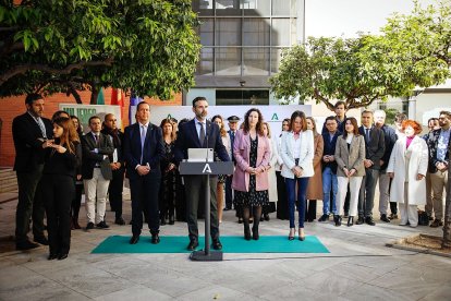 El consejero Ramón Fernández-Pacheco en la Delegación del Gobierno de la Junta de Andalucía en Almería.