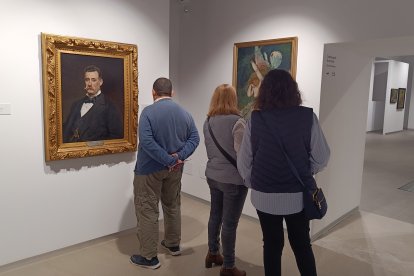La sala 2 dedicada a los maestros de entresiglos exhibe obras de naturalistas como Sorolla o impresionistas como Beruete.
