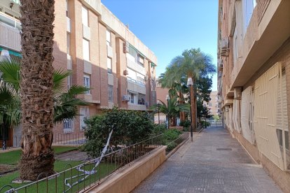 En plena tarea de mantenimiento.