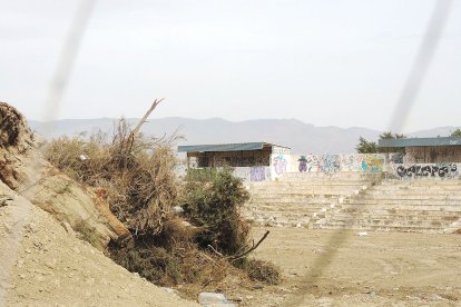 Un campo lleno de historia que no aguantó el paso del tiempo y ahora será urbanizado.