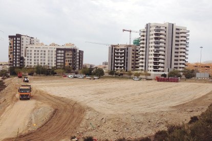 Explanada junto a la AL-12.