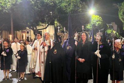 Autoridades esperando el Encuentro.