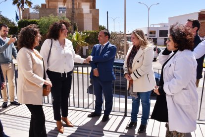 La consejera de Salud, Catalina García, en la inauguración del Consultorio de Balanegra.