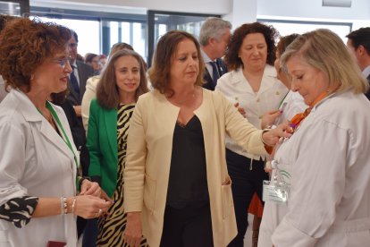 La consejera de Salud, Catalina García, en la inauguración del Consultorio de Balanegra.