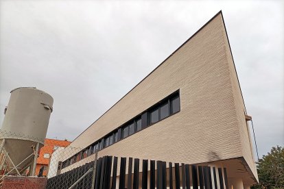 La fachada exterior ya está totalmente lista.