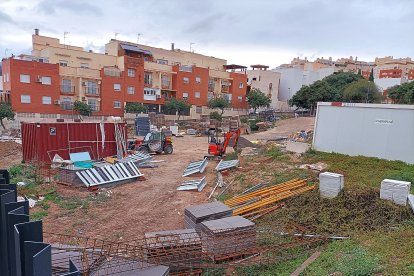 El solar donde se acumula toda la maquinaria.