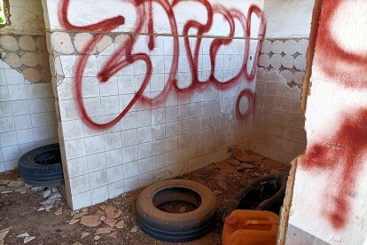 Otro de los vestuarios para los colegiados.