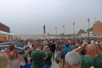 Valencianos y almerienses se congregaron en el Parque de las Almadrabillas.
