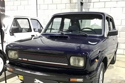 Seat 127 - ACM Luxury Details.