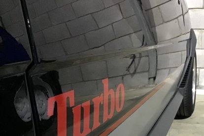 Detalle TURBO Renault 5 GT.