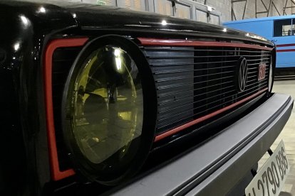 Detalles Volkswagen Golf GTI.