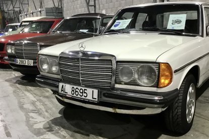 Mercedes Clásicos en línea.