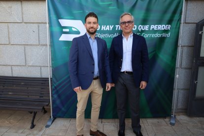 ObjetivoAlmeríaAVE sigue sumando adhesiones.