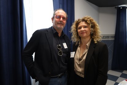 Dos de los invitados por la organización del acto en Vícar.