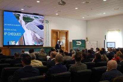 Chequeo empresarial a las obras del AVE.