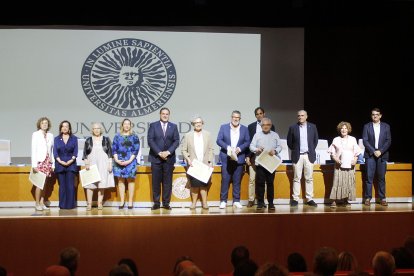 Carmen Abad, Ana María Alcalde, Ana María Alcaraz, José Antonio Alférez, Juan José Alos y María Dolores Álvarez.