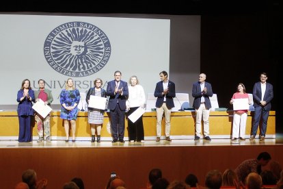 Juana del Arco, Librada Francisca Arcos, María Dolores Arnau, María Isabel Artacho, Ascensión Artero y Beatriz Ávila.