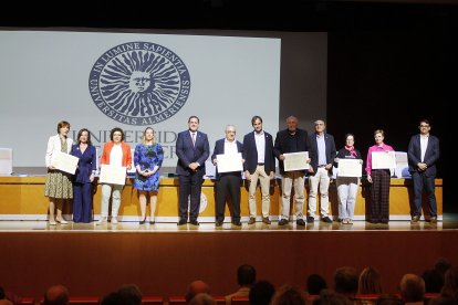 Ángeles Cecilia Calvo, María Mercedes Camacho, Manuel Camacho, Lorenzo Campos, María Teresa Campos y Antonia Cano.