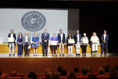 Miguel Carra, Francisco Carreño, María Carricondo, Josefa Carrillo, María del Carmen Casquet y Remedios Castaño.