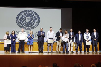 Carmen María de Oña, Manuel Ortega, Manuel Ortiz, Marina Padilla, José María Paramós y Rafael Parejo Herrera.