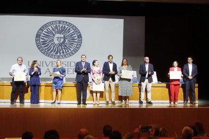 Luis Romero, Josefa Ruano, María Fernanda Rubio, Isabel Ruescas, Pedro Miguel Ruiz e Isabel Sáez.