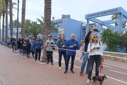 Público en la III Runner Fashion Carrera Azul por el autismo.